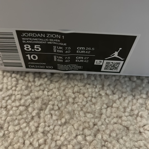 Jordan Zion 1 size 8.5 men’s - Picture 6 of 8